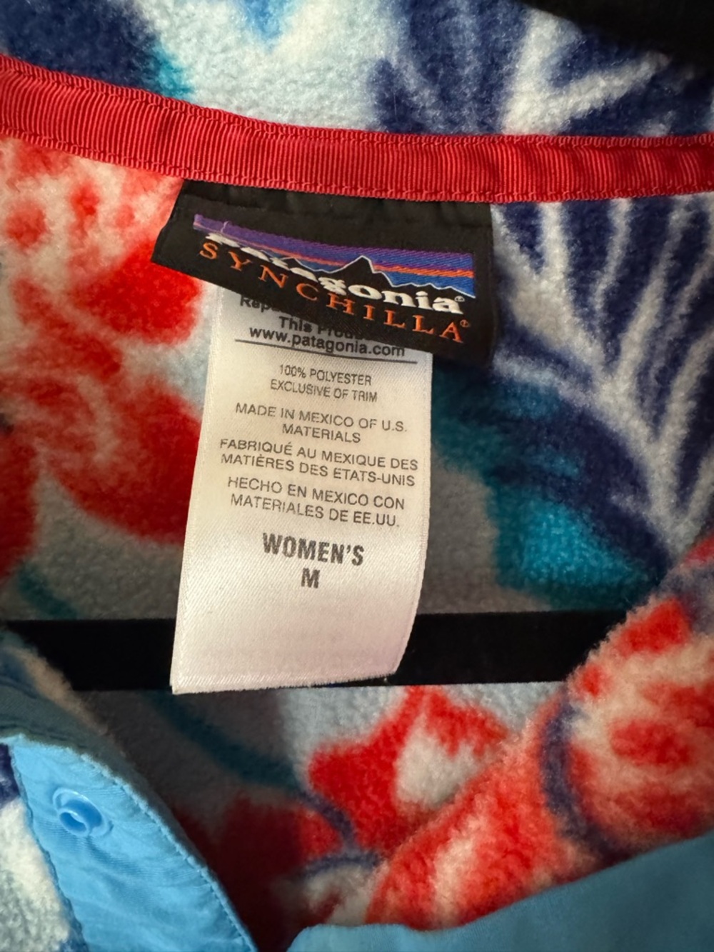 2010 Patagonia Floral Snap-T Fleece Pullover - Light Blue with Red & Navy - Picture 2 of 3